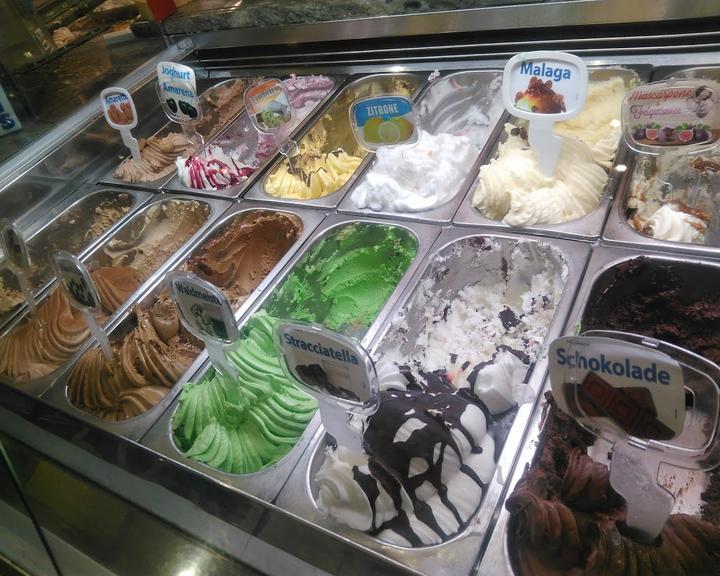 Eiscafe Dolomiti